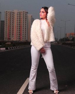 Gauri Virdi feet photo 8