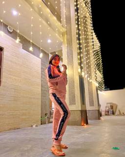Gauri Virdi feet photo 18