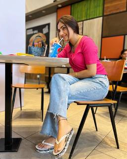 Gauri Virdi feet photo 12