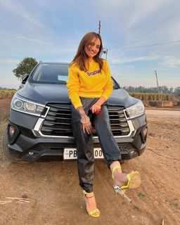 Gauri Virdi feet photo 11
