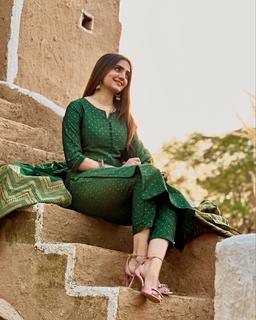 Gauri Virdi feet photo 5