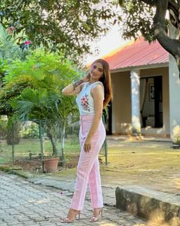 Gauri Virdi feet photo 8