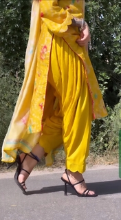 Gauri Virdi feet photo 10