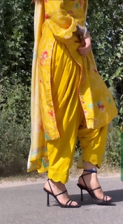 Gauri Virdi feet photo 7
