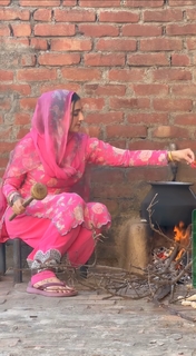 Gauri Virdi feet photo 9