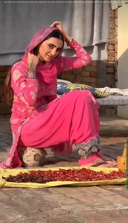 Gauri Virdi feet photo 4