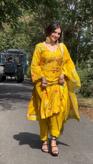 Gauri Virdi feet photo 1