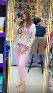 Gauri Virdi feet photo 2