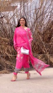 Gauri Virdi feet photo 2