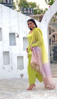 Gauri Virdi feet photo 16