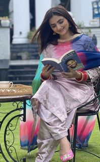 Gauri Virdi feet photo 20