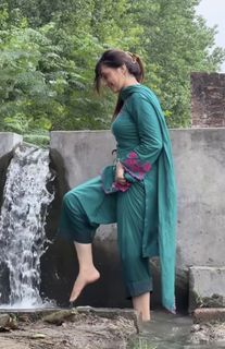 Gauri Virdi feet photo 10