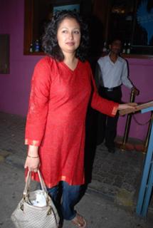 Gautami feet photo 1