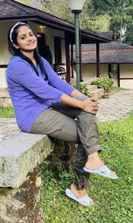 Gayathri Arun feet photo 6