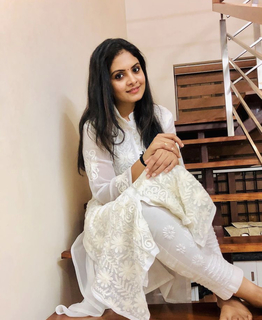 Gayathri Arun feet photo 4