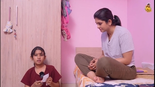 Gayathri Arun feet photo 15