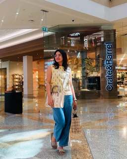 Gayathri Arun feet photo 2