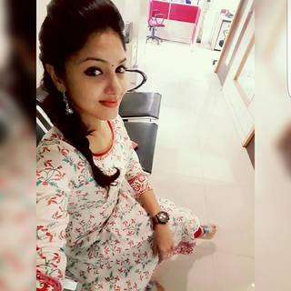 Gayathri Suresh feet photo 1