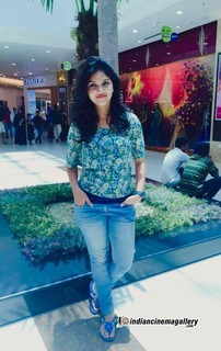 Gayathri Suresh feet photo 14