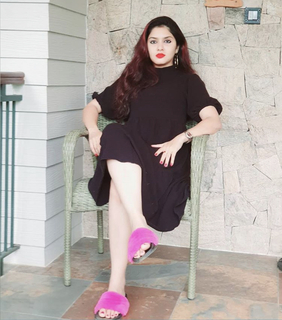 Gayathri Suresh feet photo 19