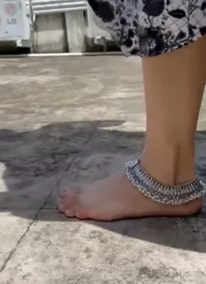 Gayathri Suresh feet photo 8