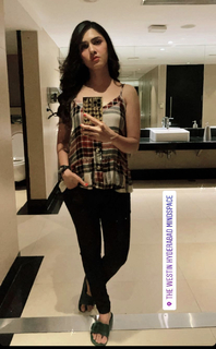 Gayathri Suresh feet photo 3