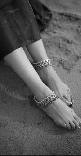 Gayathri Suresh feet photo 7
