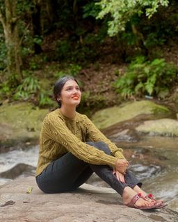 Gayathri Suresh feet photo 17