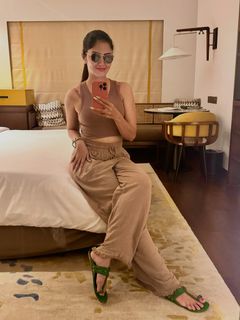 Gayathri Suresh feet photo 4