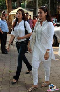 Gayatri Joshi feet photo 14