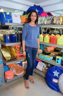 Gayatri Joshi feet photo 9