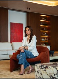 Gayatri Joshi feet photo 1