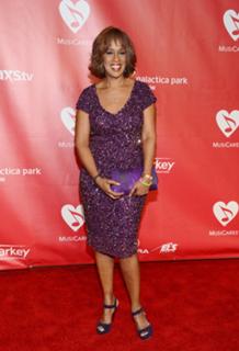 Gayle King feet photo 8