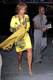 Gayle King feet photo 1