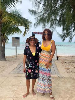 Gayle King feet photo 1