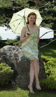 Geena Davis feet photo thumbnail