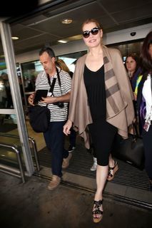 Geena Davis feet photo thumbnail