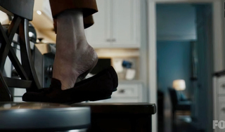 Geena Davis feet photo thumbnail