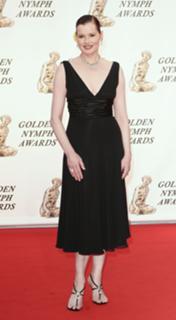 Geena Davis feet photo thumbnail
