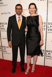 Geena Davis feet photo thumbnail