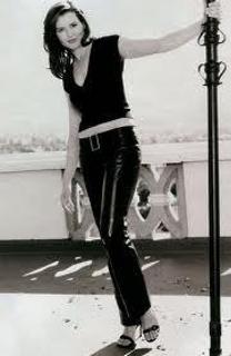 Geena Davis feet photo thumbnail