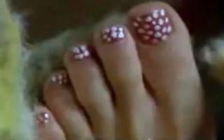 Geena Davis feet photo thumbnail