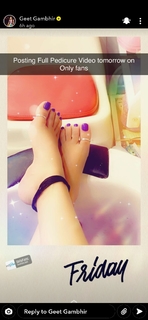 Geet Gambhir feet photo thumbnail