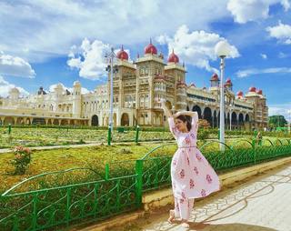 Geet Gambhir feet photo thumbnail