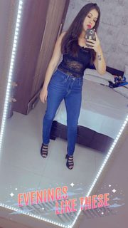 Geet Gambhir feet photo thumbnail