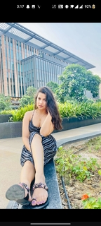 Geet Gambhir feet photo thumbnail