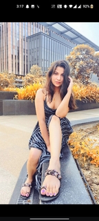 Geet Gambhir feet photo thumbnail