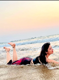 Geet Gambhir feet photo thumbnail