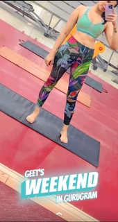 Geet Gambhir feet photo thumbnail