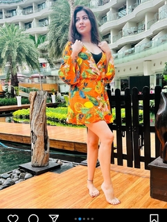 Geet Gambhir feet photo thumbnail